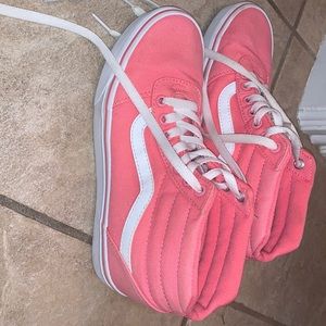 HOT PINK S8-HI VANS